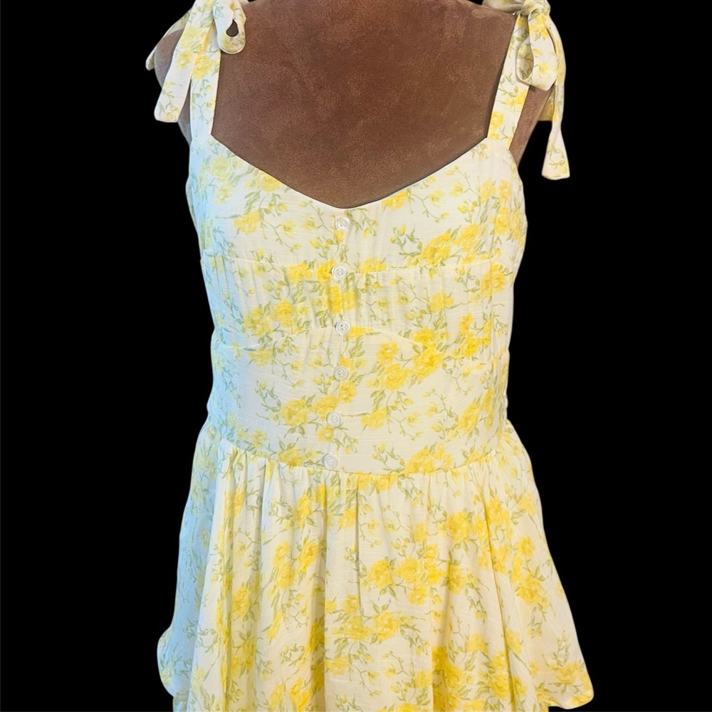 M NWT Altar'd State Pale Yellow Floral Tiered Midi Dress - Picture 8 of 13
